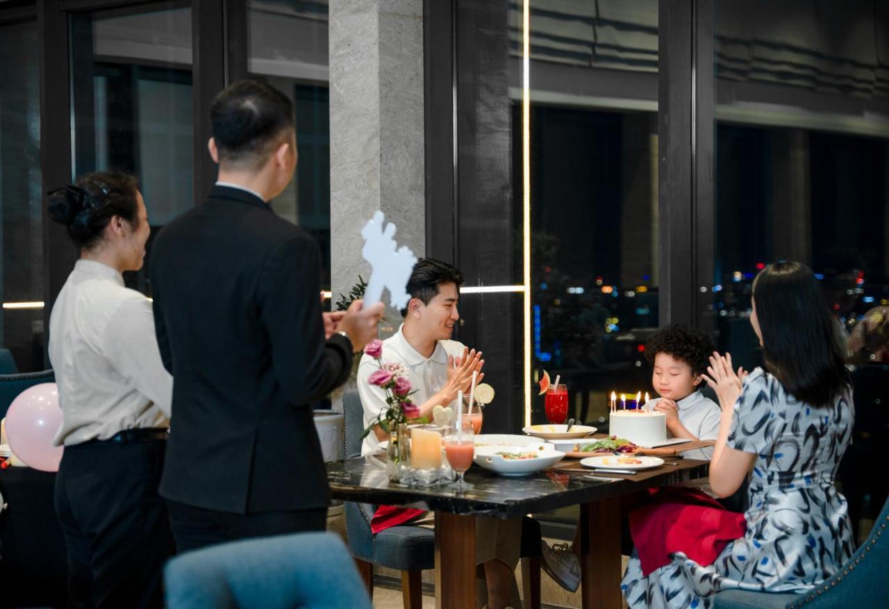 Altara Suites Da Nang By Ahg Εξωτερικό φωτογραφία